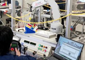 ロボットシステム科訓練生